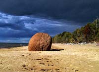 The Big Lauci Sea Boulder